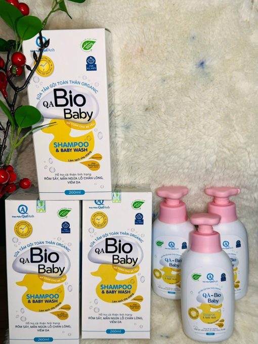 Sữa Tắm Gội Organic QA BIO BABY chai 260ml giảm mẩn ngứa lỗ chân lông, viêm da, Rôm sảy